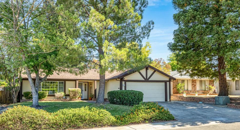 4765 Papaya Dr, Fair Oaks, CA 95628 Photo