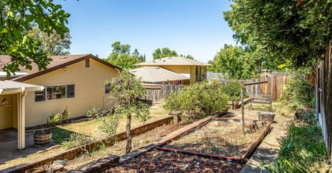 4765 Papaya Dr, Fair Oaks, CA 95628 Photo