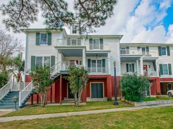 107 W BROOKS Street , New Orleans, LA 70124
