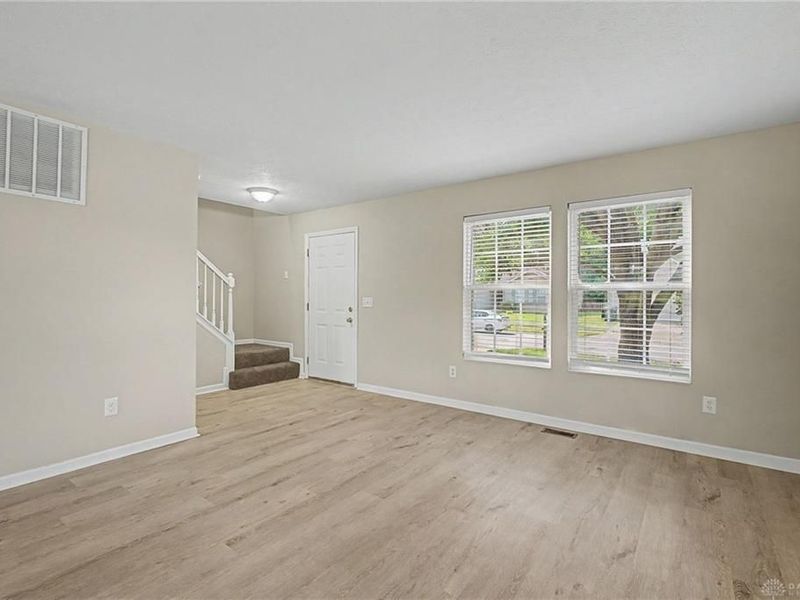 4047 Loyala Chase Lane, Dayton, OH 45424 Photo 11
