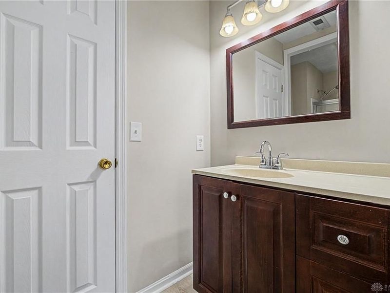 4047 Loyala Chase Lane, Dayton, OH 45424 Photo 24