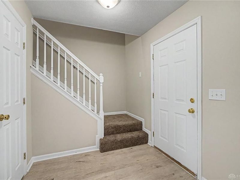 4047 Loyala Chase Lane, Dayton, OH 45424 Photo 5