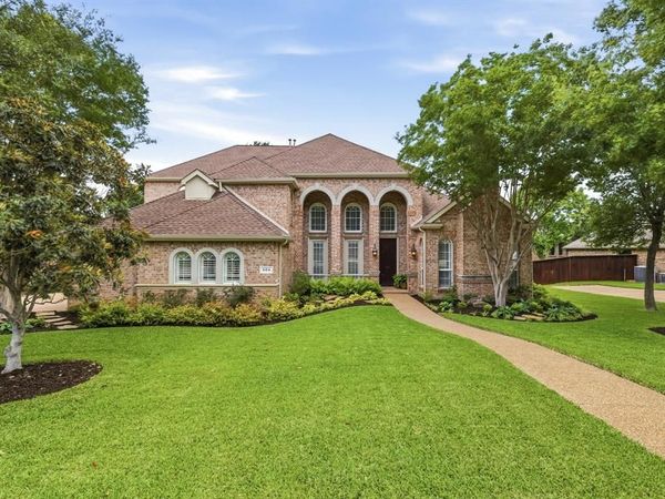 904 Briar Ridge Drive, Keller, TX 76248