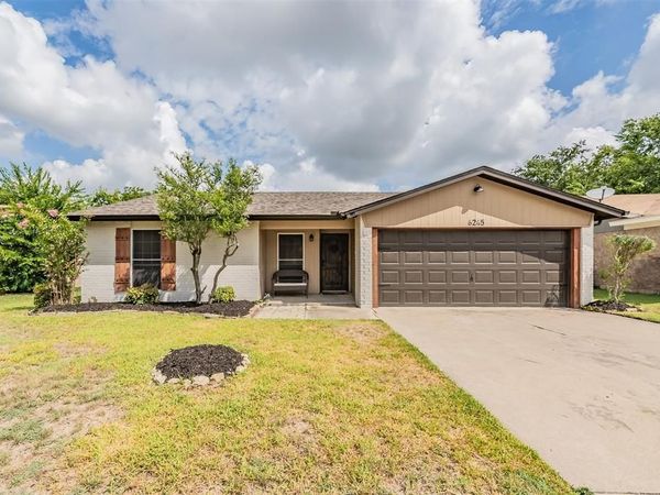 6245 Stardust Drive S, Watauga, TX 76148