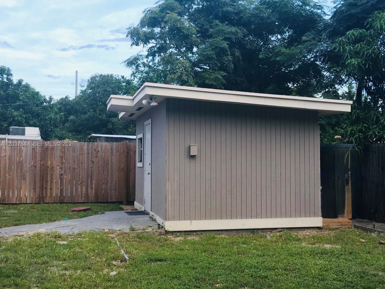 6424 Meade St , Hollywood, FL 33024 Photo