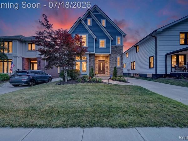 1263 Davis Avenue, Birmingham, MI 48009