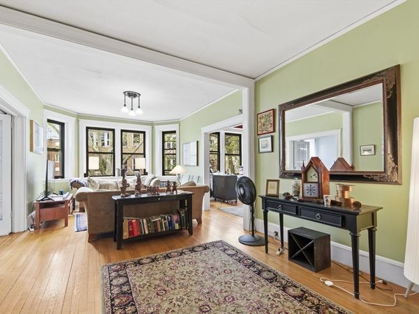 12 Parkman St, Unit 2, Brookline, MA 02446