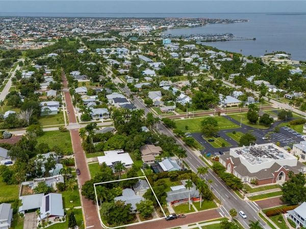 311 GILL STREET , PUNTA GORDA, FL 33950