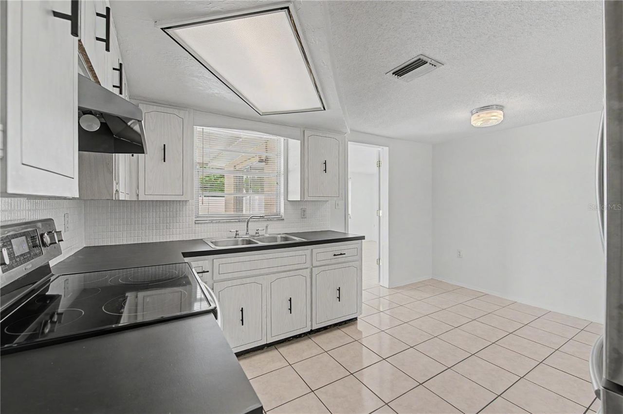 9830 Rainbow Lane , Port Richey, FL 34668 Photo