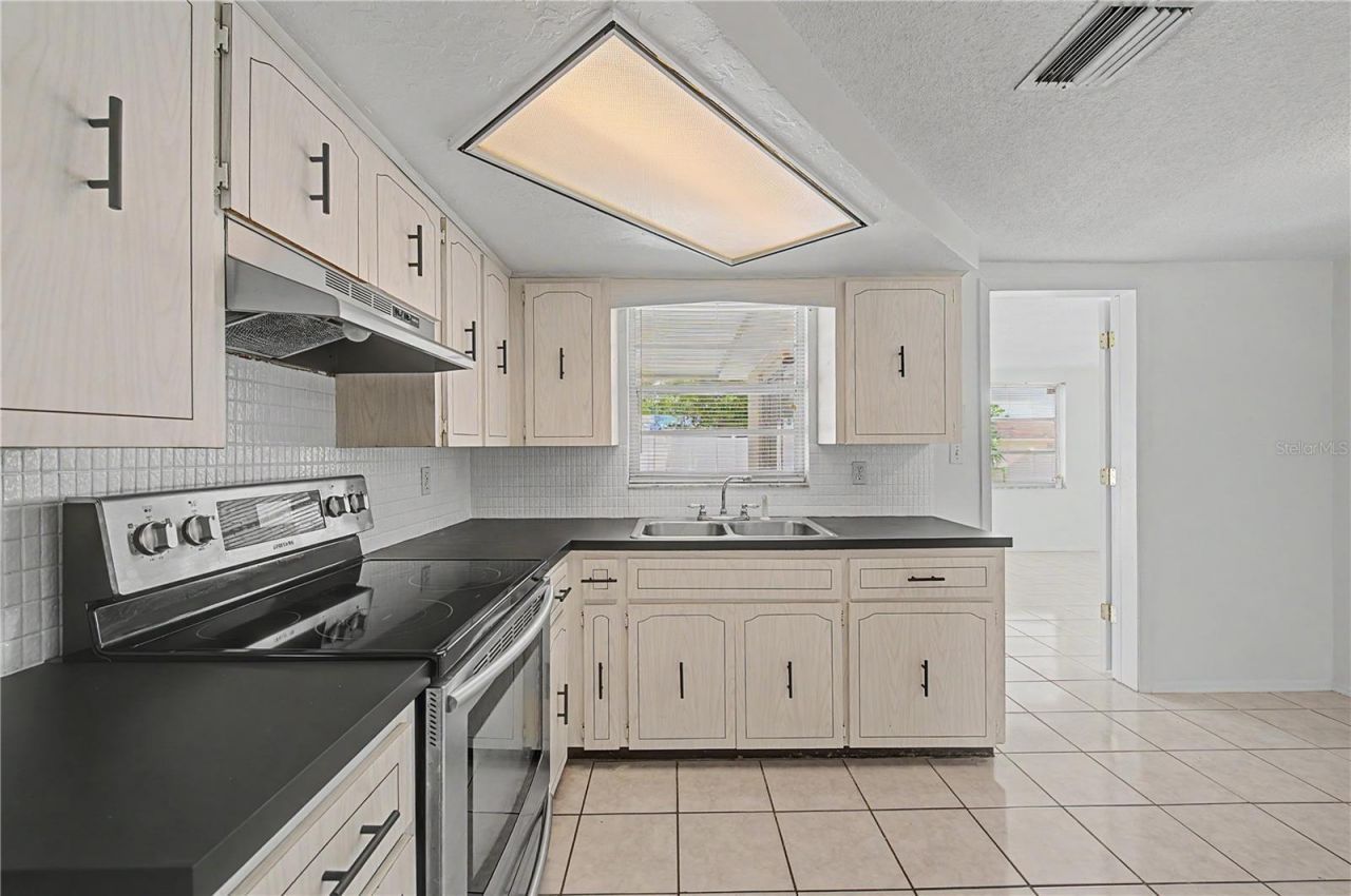 9830 Rainbow Lane , Port Richey, FL 34668 Photo