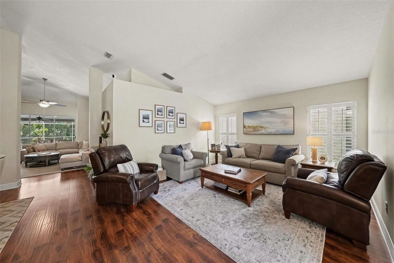10617 Weybridge Drive, Tampa, FL 33626 Photo