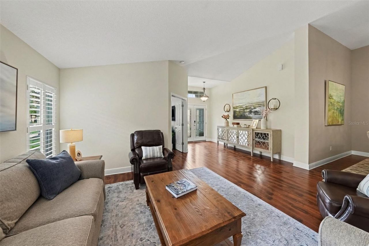 10617 Weybridge Drive, Tampa, FL 33626 Photo
