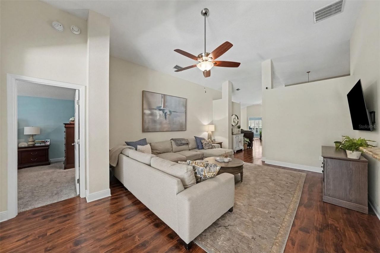 10617 Weybridge Drive, Tampa, FL 33626 Photo