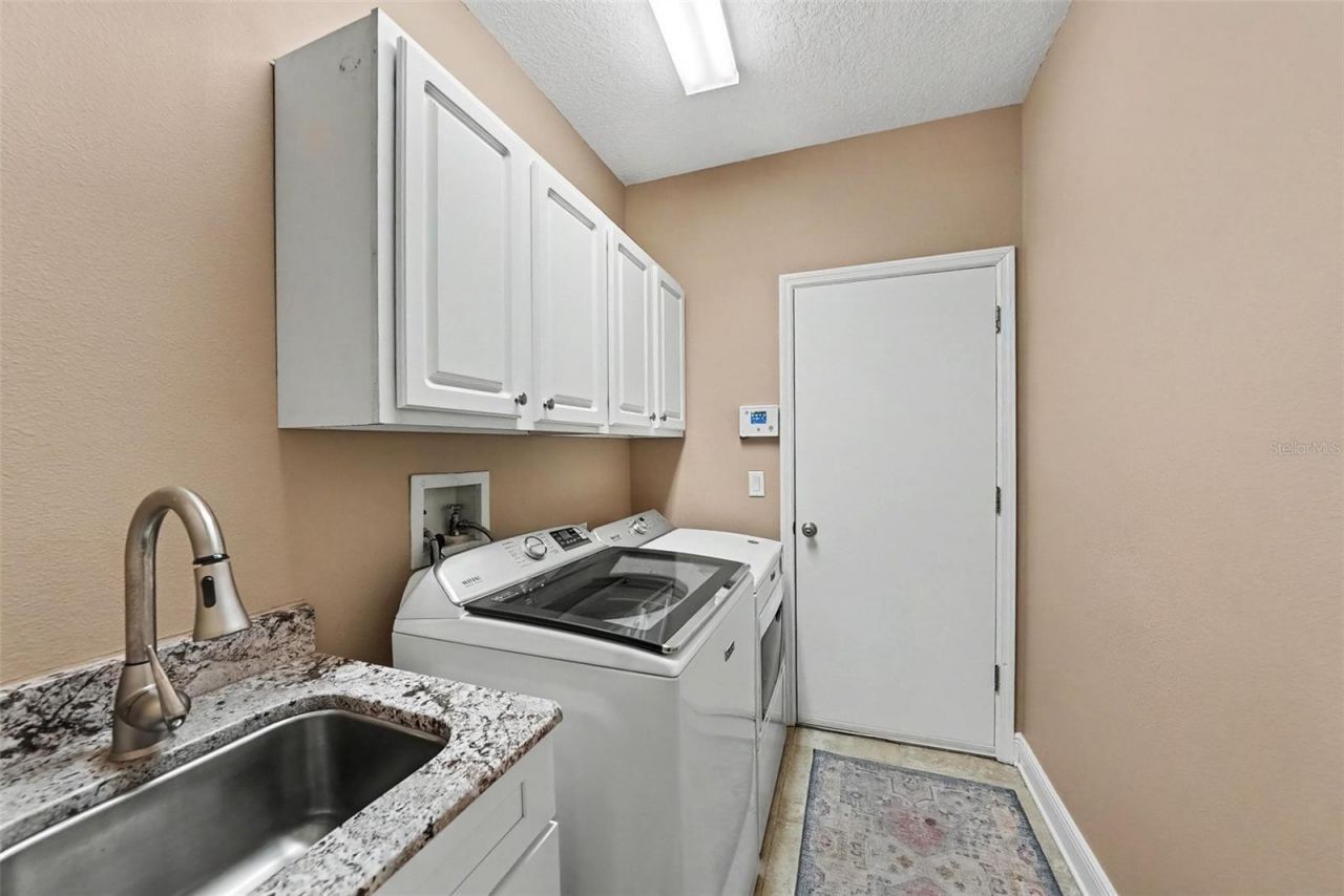 10617 Weybridge Drive, Tampa, FL 33626 Photo