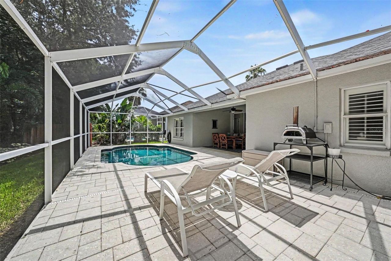 10617 Weybridge Drive, Tampa, FL 33626 Photo
