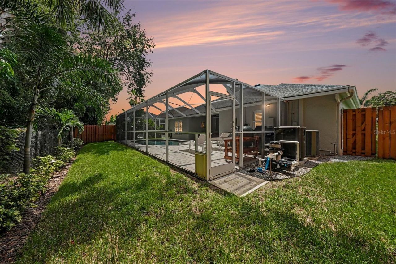 10617 Weybridge Drive, Tampa, FL 33626 Photo
