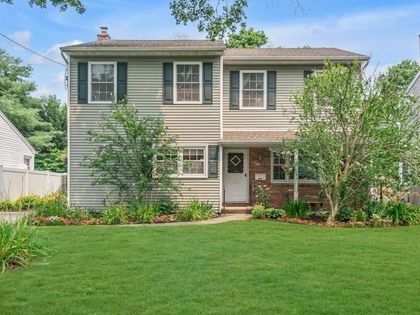 202B 1st Street East Northport, NY 11731