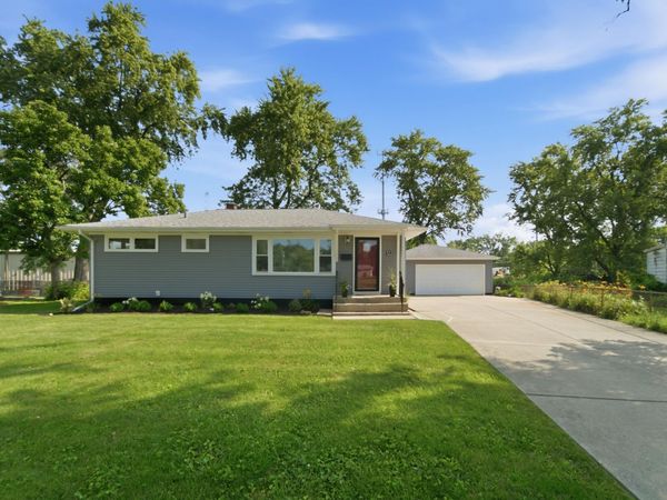 122 Marr Court , Crown Point, IN 46307