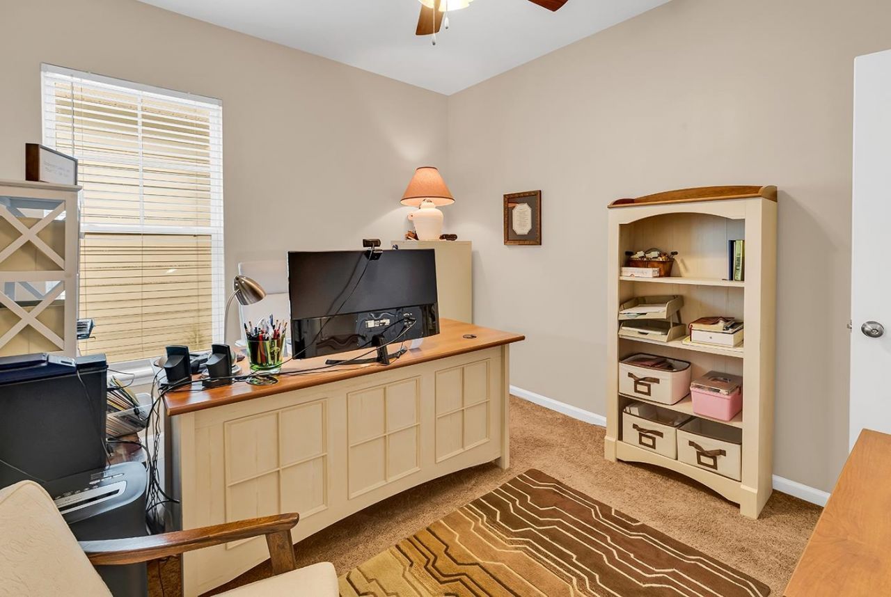 120 Queens Cove Place  Photo 34