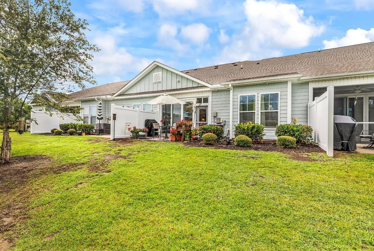 120 Queens Cove Place  Photo 40