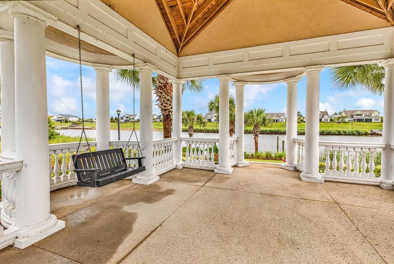 120 Queens Cove Place  Photo 47