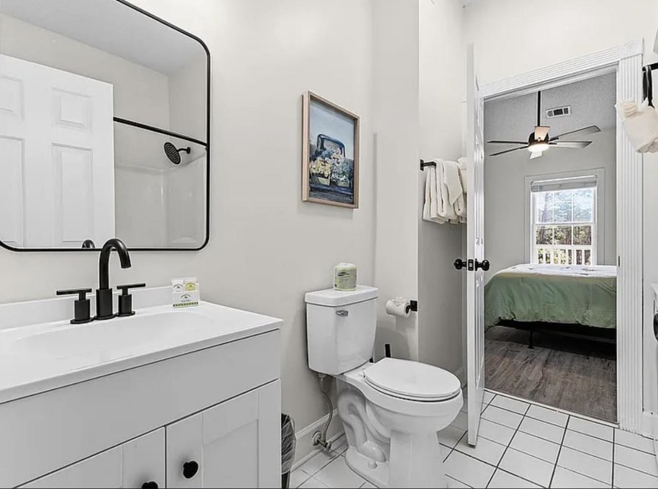 4815 Orchid Way  Photo 8