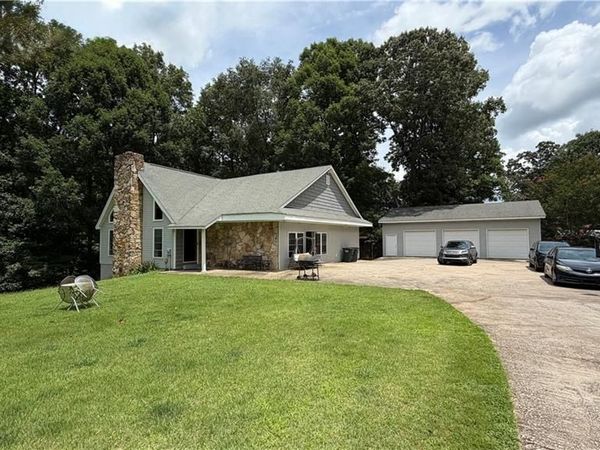 209 Hiram Way, Hiram, GA 30141