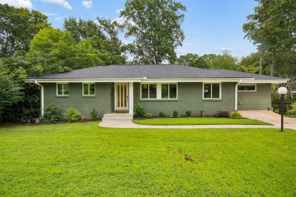 3669 Crestview Drive Se, Smyrna, GA 30082 Main Photo