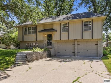 13579 Stanford Street, Omaha, NE 68144