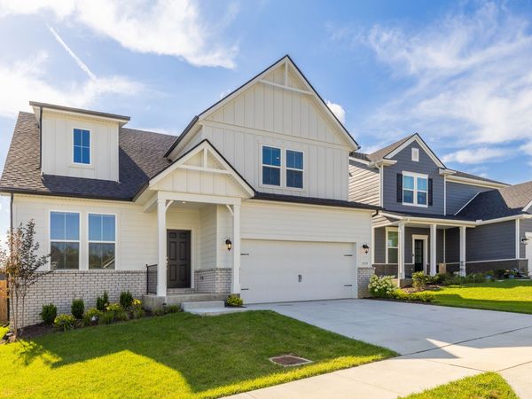 1028 Lionheart Dr, Hermitage, TN 37076