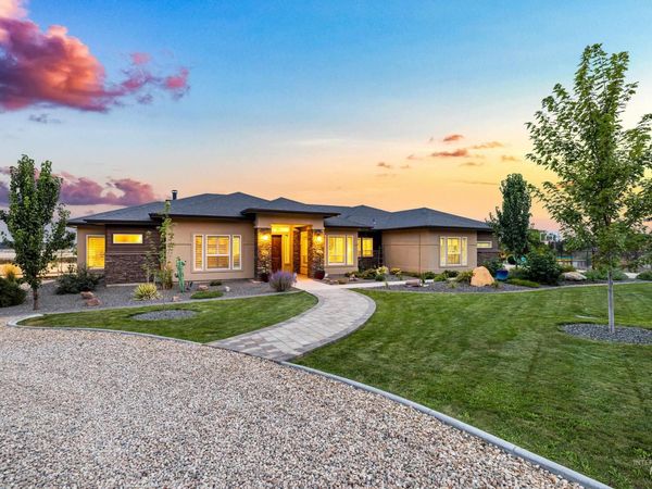 9819 Foothill Rd, Middleton, ID 83644