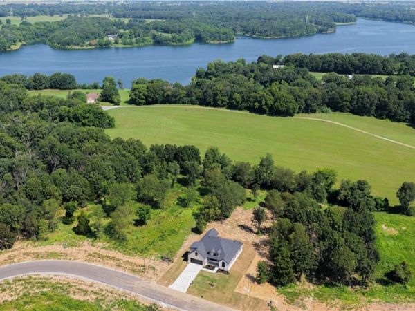 13025 Wallys Way, Siloam Springs, AR 72734