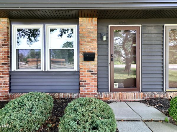 6044 N Summit Street, Toledo, OH 43611