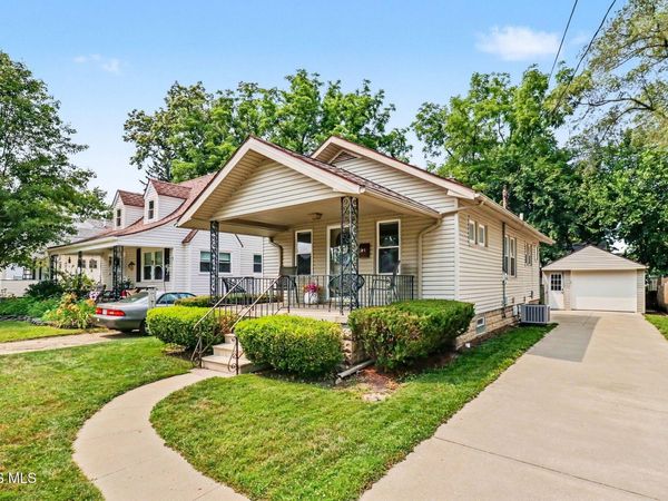 2544 Pershing Drive , Toledo, OH 43613