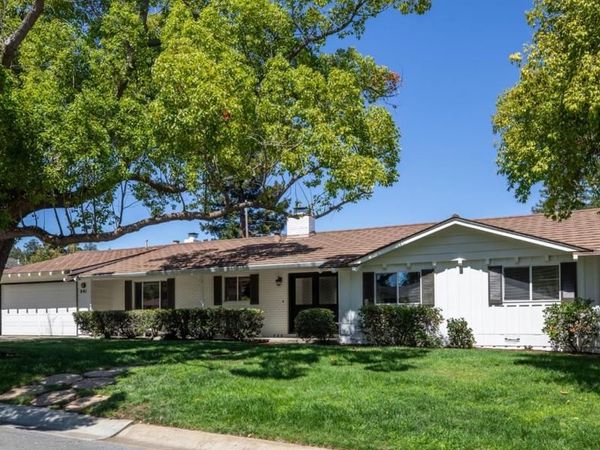 841 Carnation Court, Los Altos, CA 94024