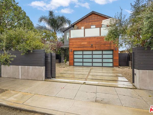 924 Vernon Avenue , Venice, CA 90291