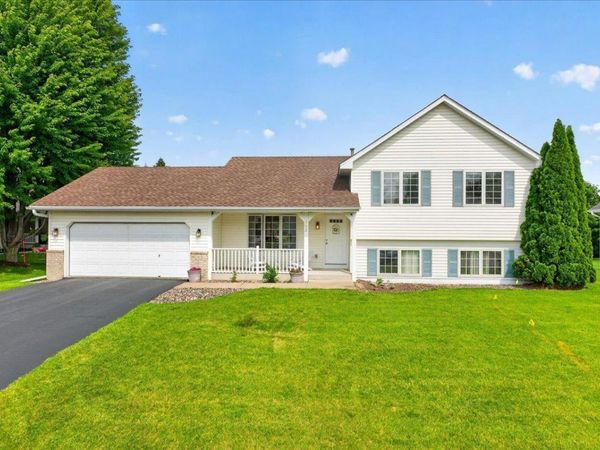 732 Marie Court , Delano, MN 55328