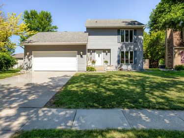 124 Prairiewood Drive S, Fargo, ND 58103