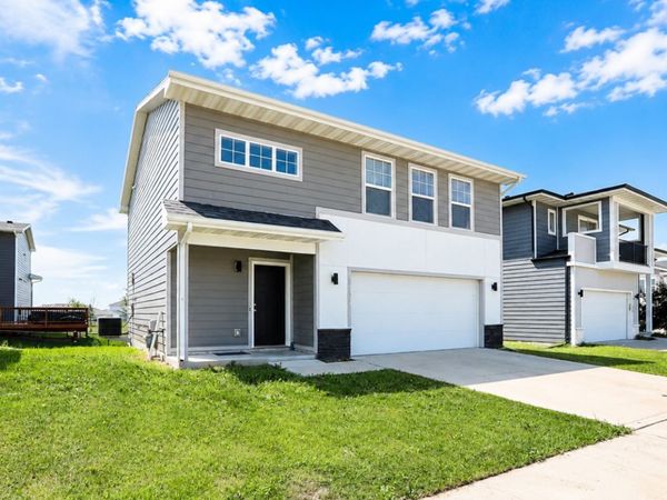 1504 NE Polk Drive, Grimes, IA 50111