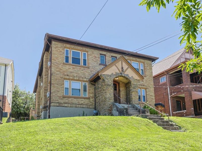 2724 Stratford Avenue, Cincinnati, OH 45220 Photo 1