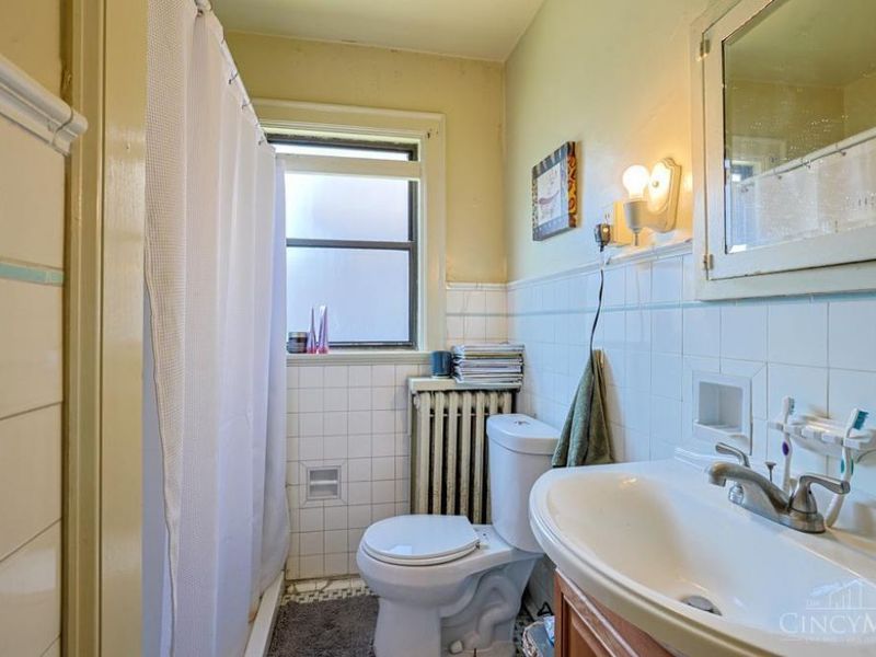 2724 Stratford Avenue, Cincinnati, OH 45220 Photo 20