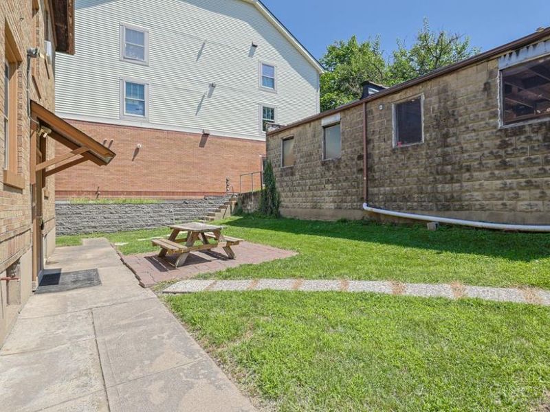 2724 Stratford Avenue, Cincinnati, OH 45220 Photo 37