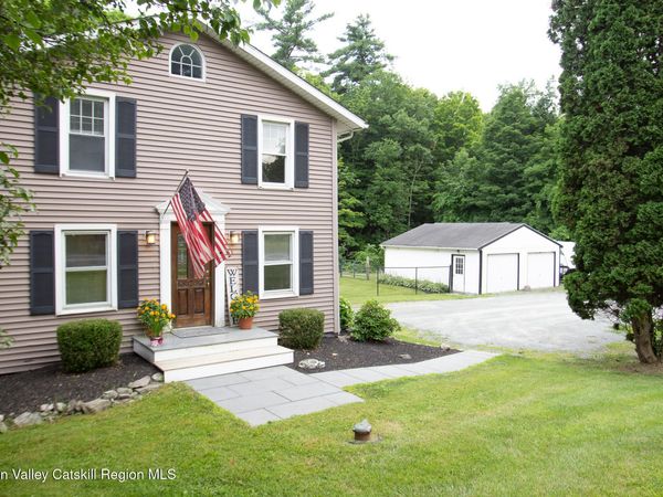 2059 U.S. 20 , Nassau, NY 12123