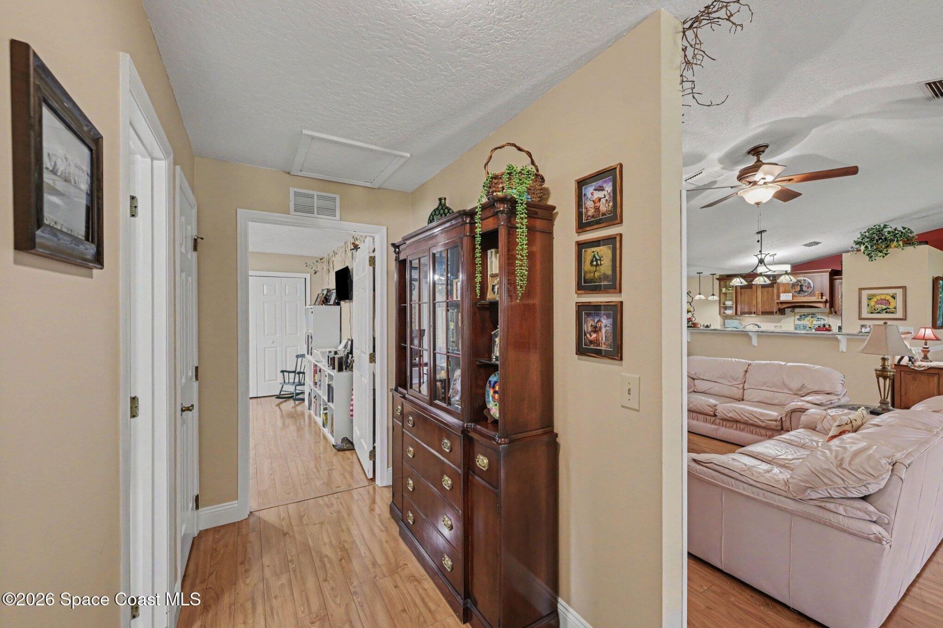 1810 Whispering Oaks Circle , Melbourne, FL 32934 Photo