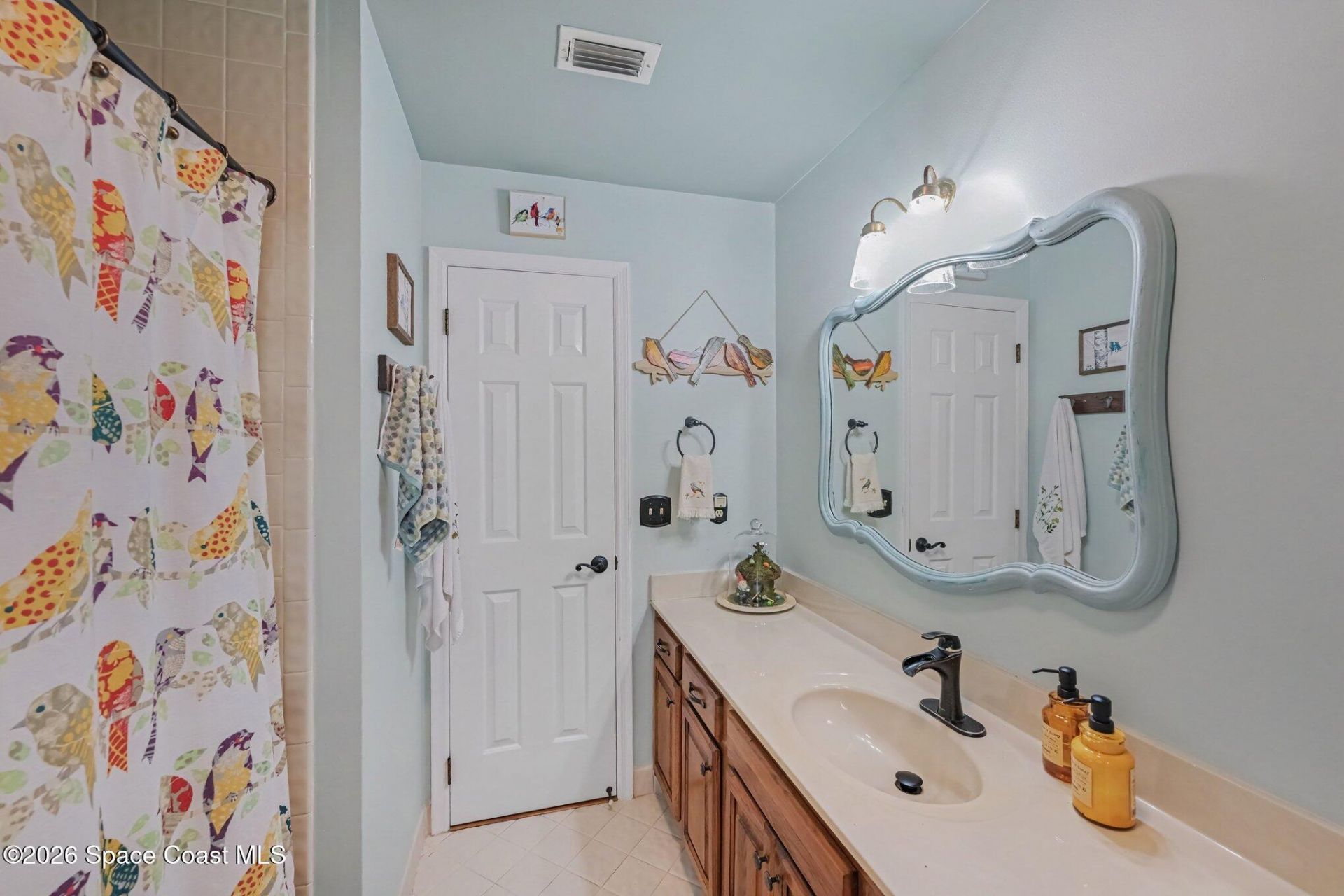 1810 Whispering Oaks Circle , Melbourne, FL 32934 Photo