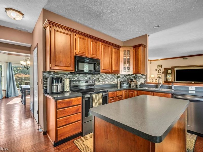 1138 Middlefield Trail , Brunswick, OH 44212 Photo 12