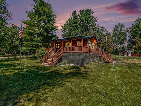 16065 Roaring Brook Drive, Hersey, MI 49639