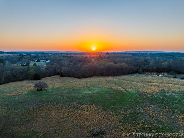 3 S Mission Road , Okmulgee, OK 74447