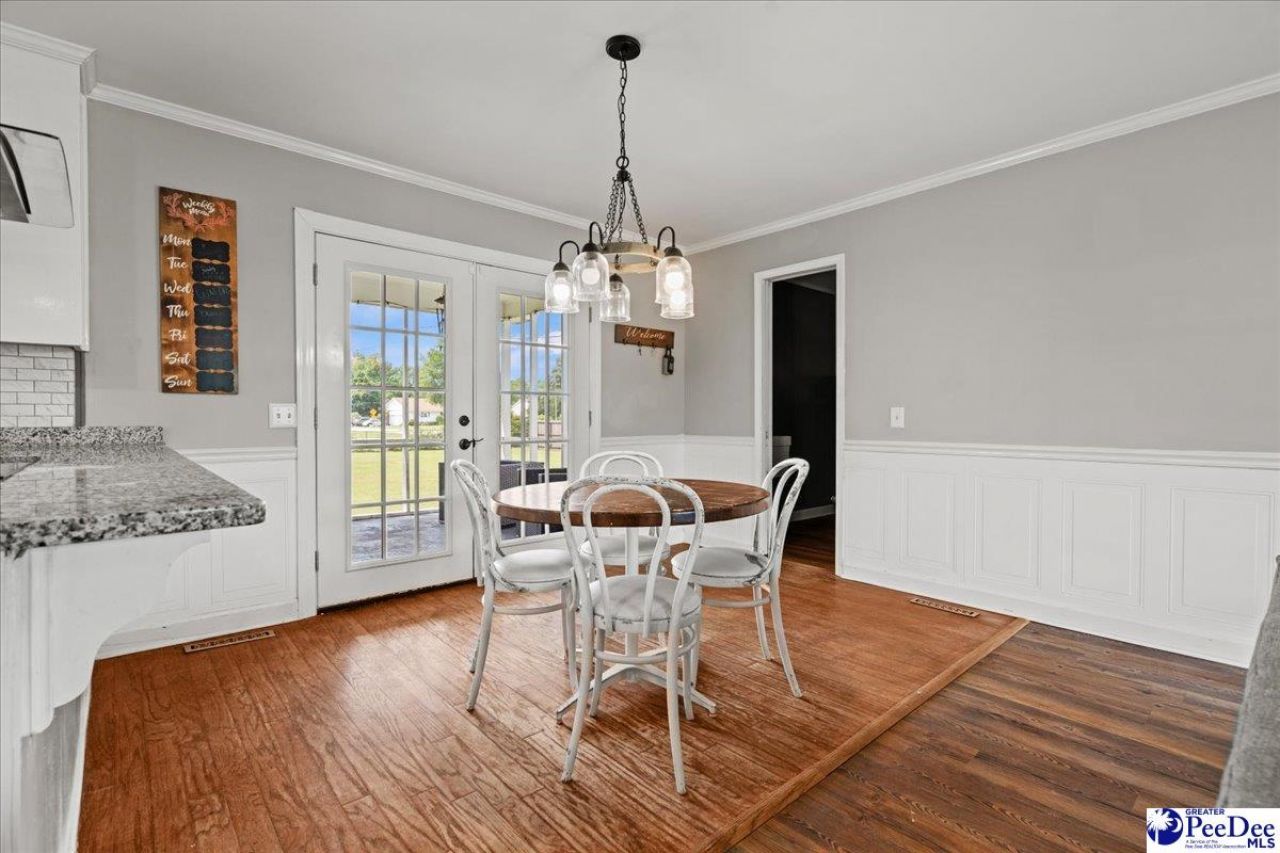 1027 S Peninsula Photo 10