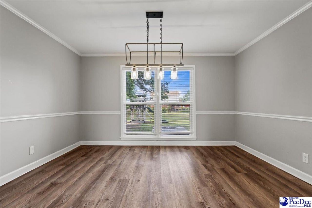 1027 S Peninsula Photo 17